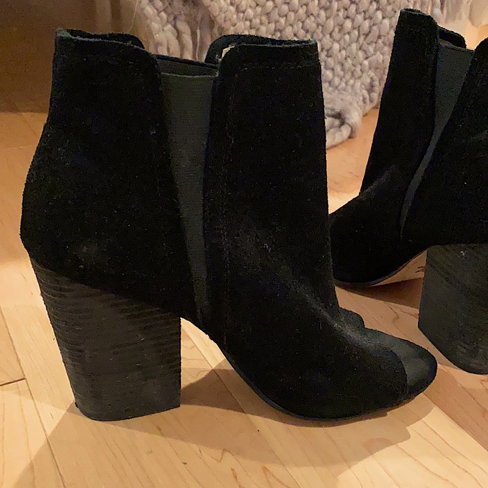 Splendid booties